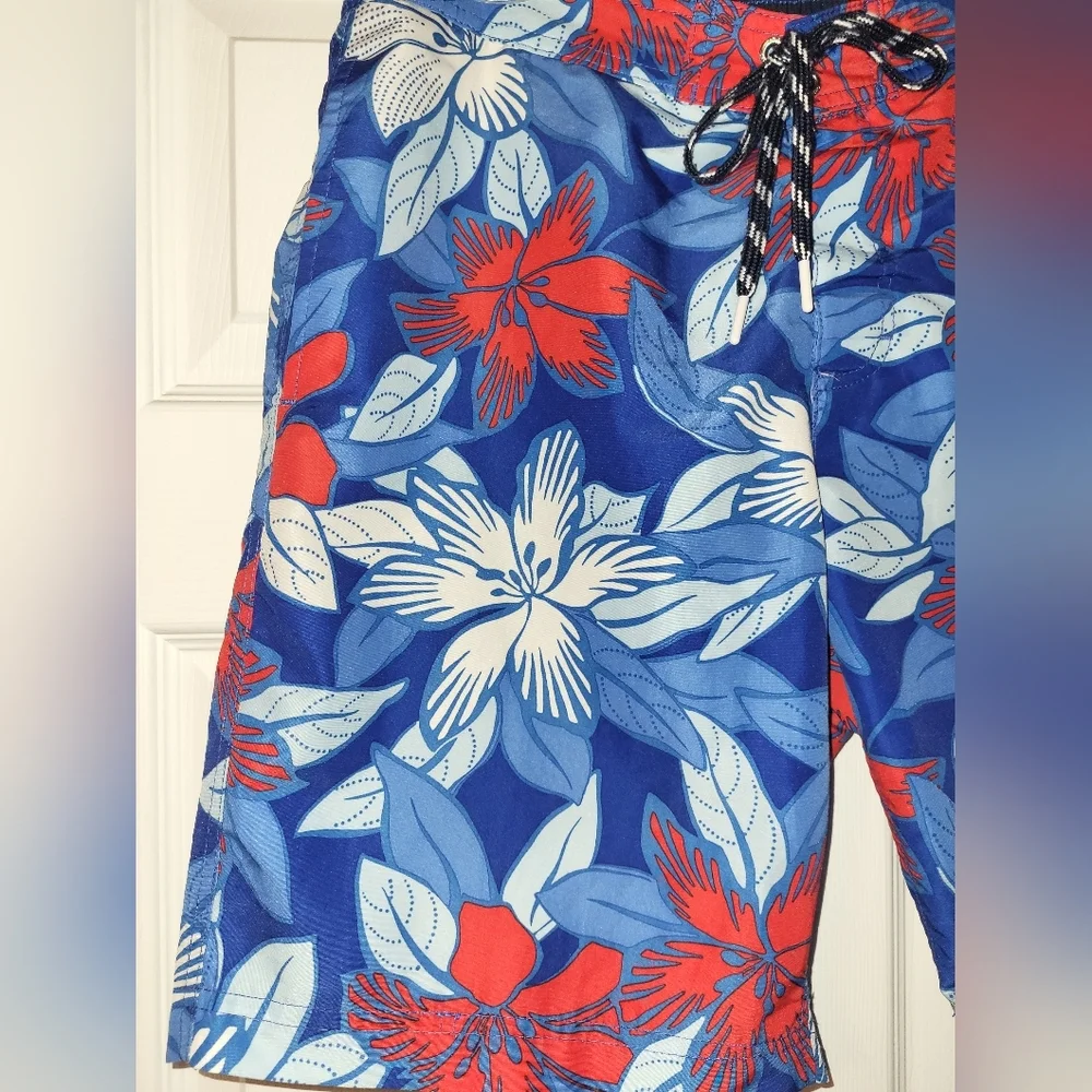 Lands End Swim‎ Shorts Size Medium Floral Tropical Red Blue Patriotic 4th